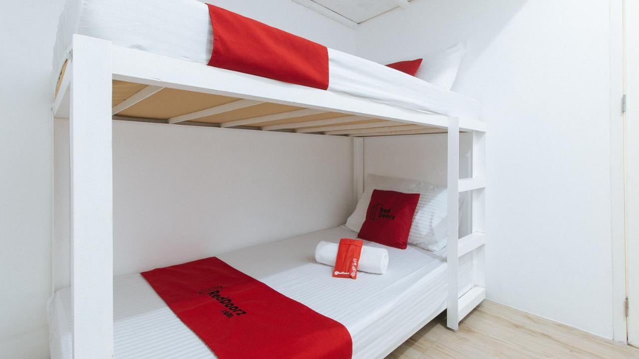 Bernwoods Extyn B&B Dormitory Iloilo City Bagian luar foto