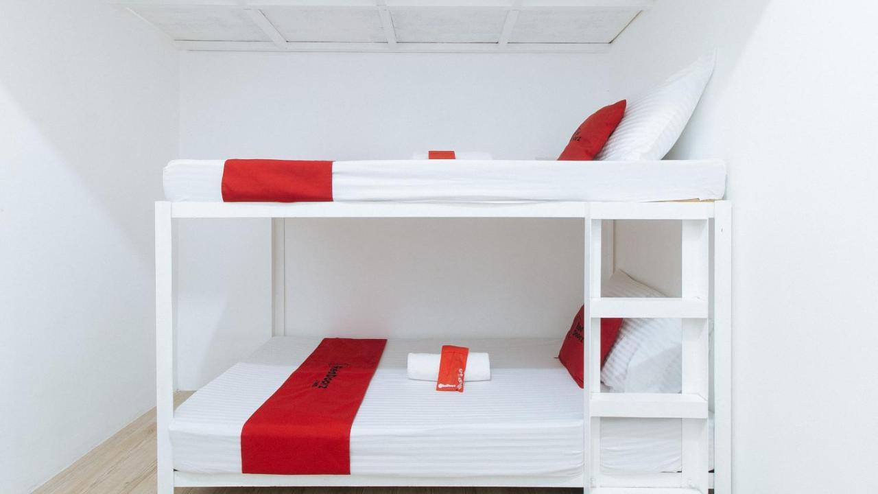Bernwoods Extyn B&B Dormitory Iloilo City Bagian luar foto