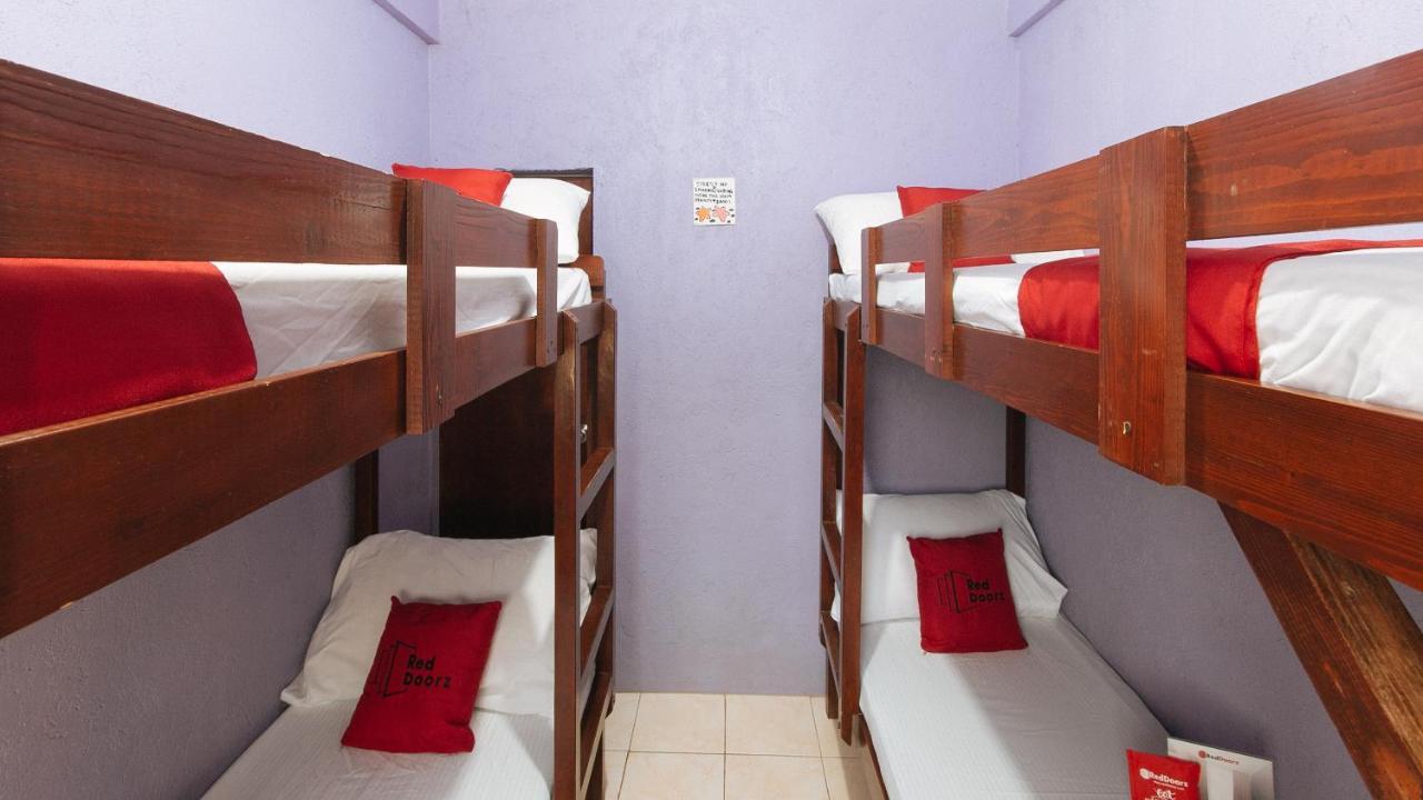 Bernwoods Extyn B&B Dormitory Iloilo City Bagian luar foto